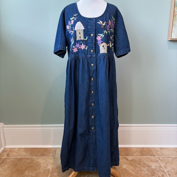 Vintage Denim Embroidered Grandmacore Hummingbird Maxi Dress Sz M - Picture 1 of 16